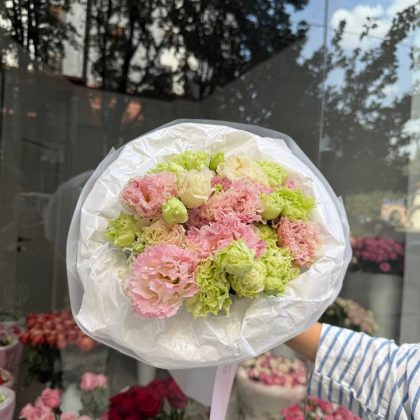 Букети из Эустомы